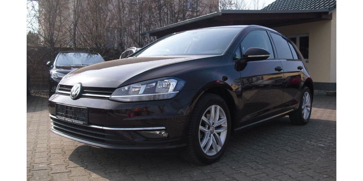 VW Golf 119.456 km 11.950 &euro; Falkensee 14612
