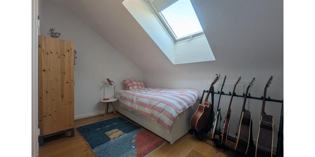 Dachgeschoßwohnung Hallstadt - 3 Zimmer, 63 m&sup2;, 245.000&euro; | Angebot:26767575