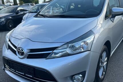 Toyota Verso 138.600 km 12.950 &euro; Trossingen 78647