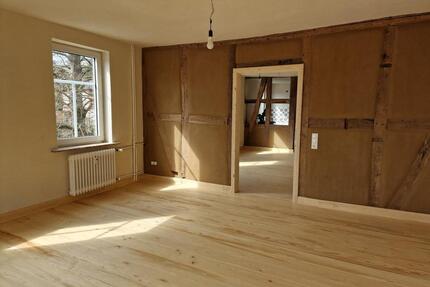 Sonnige 3-Zimmer-Wohnung, mit natürlichen Materialien renoviert