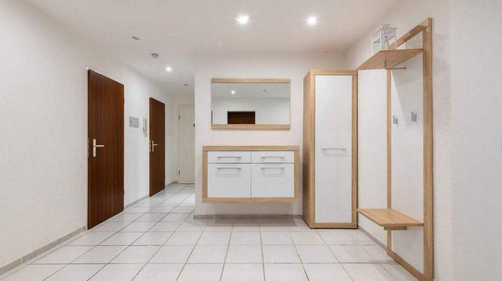 Geräumige Familienwohnung mit Balkon in Eberstadt 4 zimmer