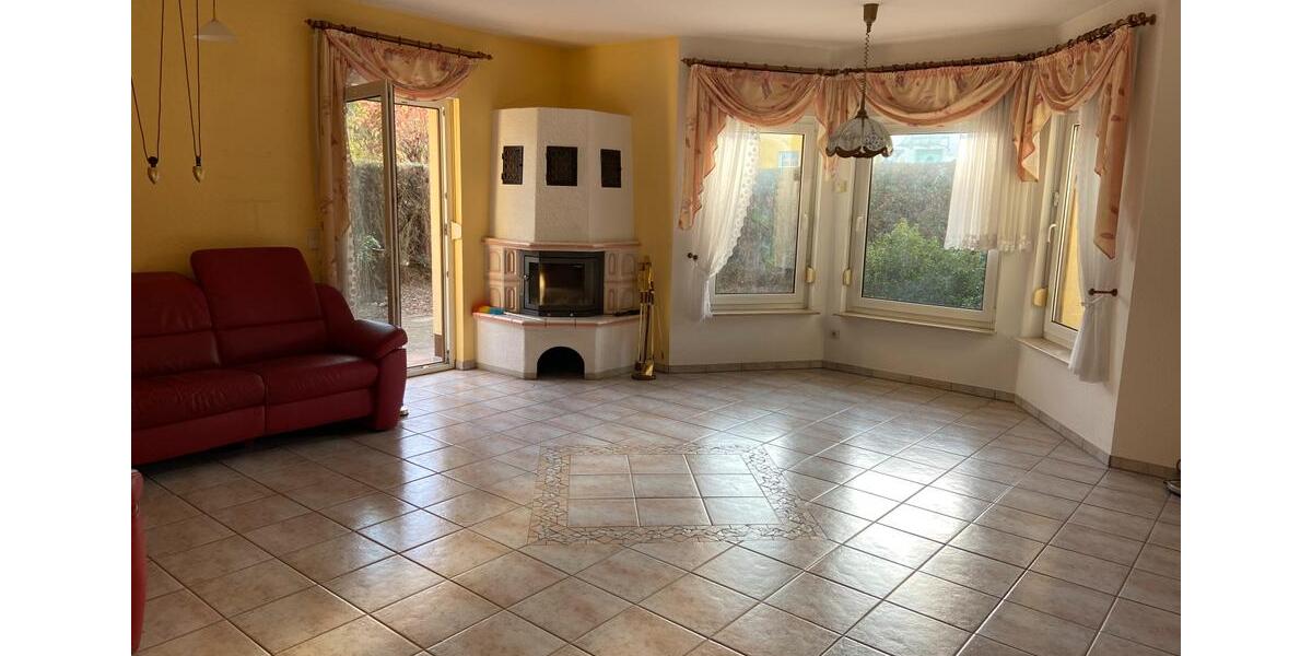 Einfamilienhaus Apolda - 4 Zimmer, 122 m&sup2;, 295.000&euro; | Angebot:26276096
