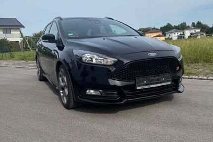 Ford Focus 96.200 km 13.950 € Mühldorf am Inn 84453