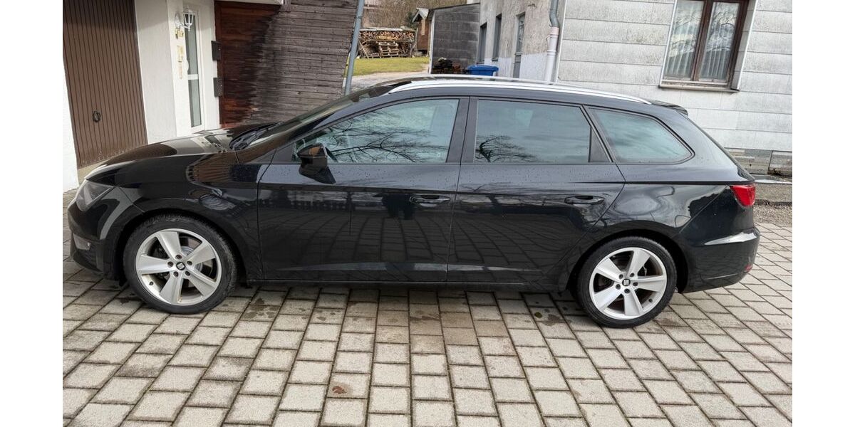 Seat Leon 192.000 km 9.699 &euro; Mainburg 84048