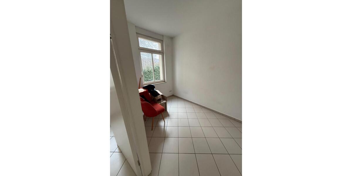 Erdgeschoßwohnung Dresden Neustadt - 3.5 Zimmer, 100 m&sup2;, 1.010&euro; | Angebot:26618980