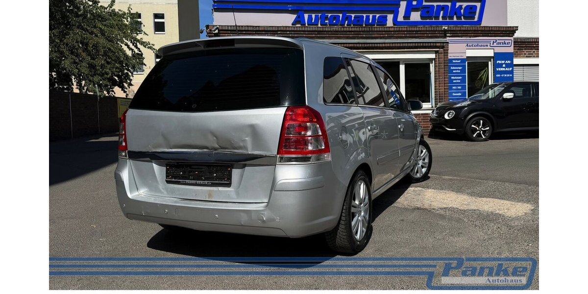 Opel Zafira Innovation*7-Sitz*Tempo*SHZ*Navi*Touch* 166.937 km 3.380 &euro; Berlin 13187