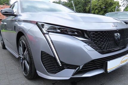 Peugeot 308 35.200 km 24.440 € Geestland 27607