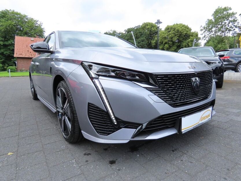 Peugeot 308 35.200 km 24.440 € Geestland 27607