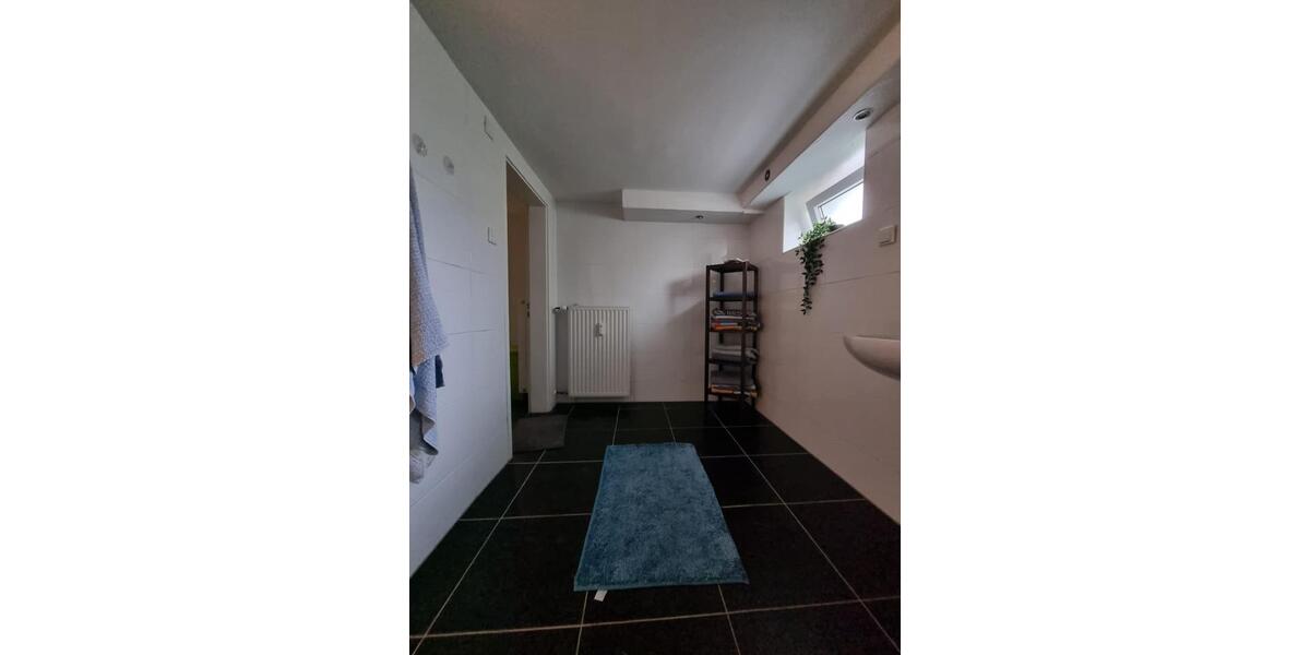 Familienfreundliches, geräumiges 4-Zimmer-Einfamilienhaus mit moderner Ausstattung in ruhiger Lage 4 zimmer