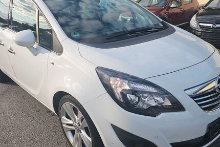 Opel Meriva 147.521 km 3.899 € Passau 94036