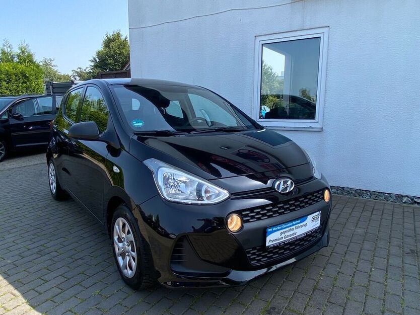 i10