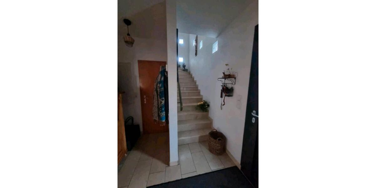 Etagenwohnung Alsfeld - 3 Zimmer, 73 m&sup2;, 900&euro; | Angebot:26118013