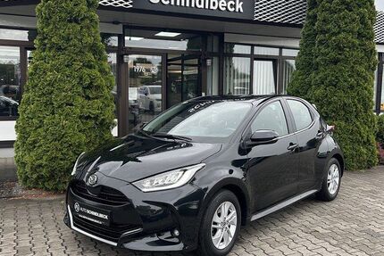Mazda 2 Hybrid 36.315 km 17.850 &euro; Regensburg 93055