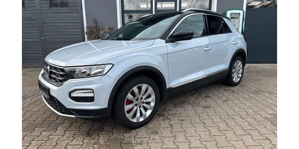 VW T-Roc 64.910 km 19.990 € Ahorntal 95491