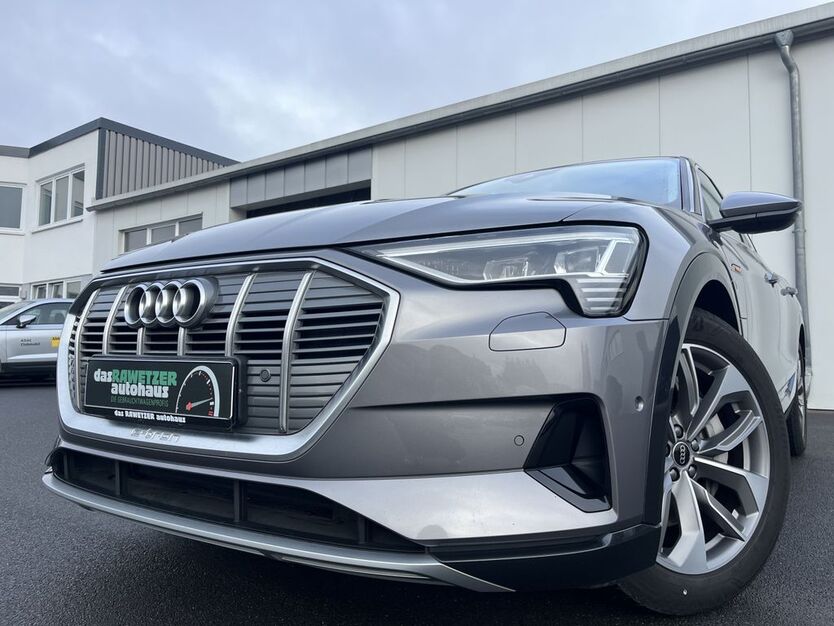 Audi e-tron 35.831 km 29.860 € Marktredwitz 95615