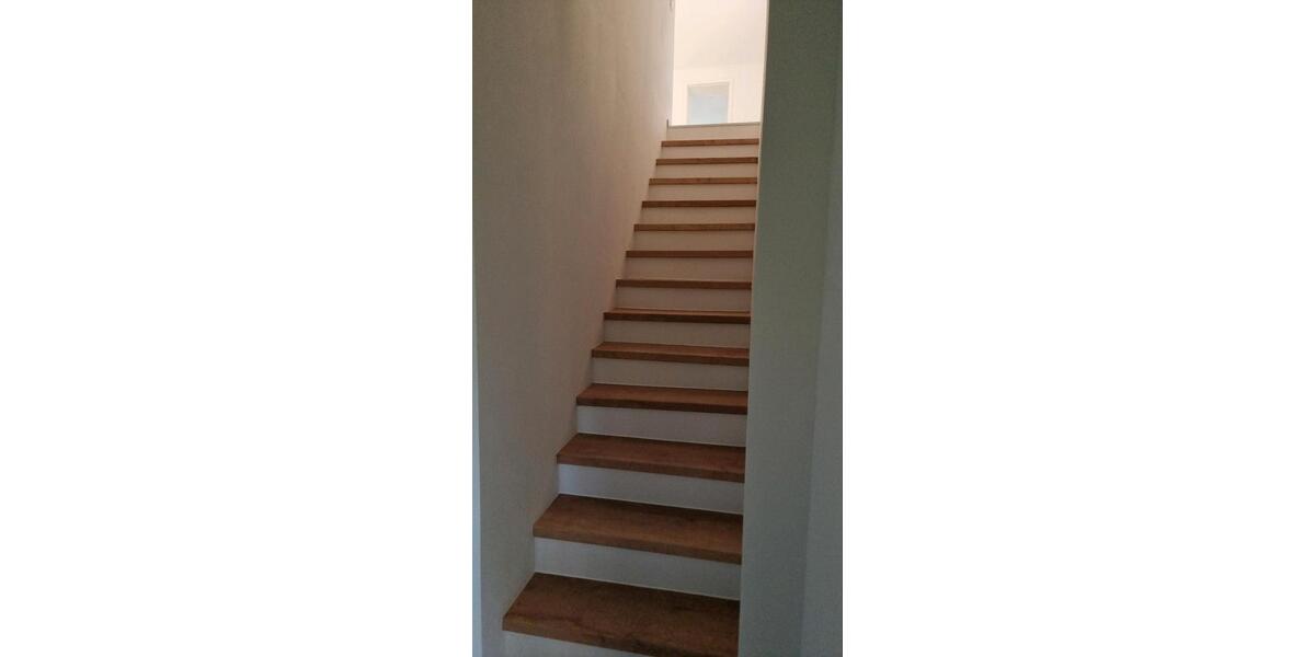 Etagenwohnung Erkrath - 4 Zimmer, 90 m&sup2;, 1.400&euro; | Angebot:25407471