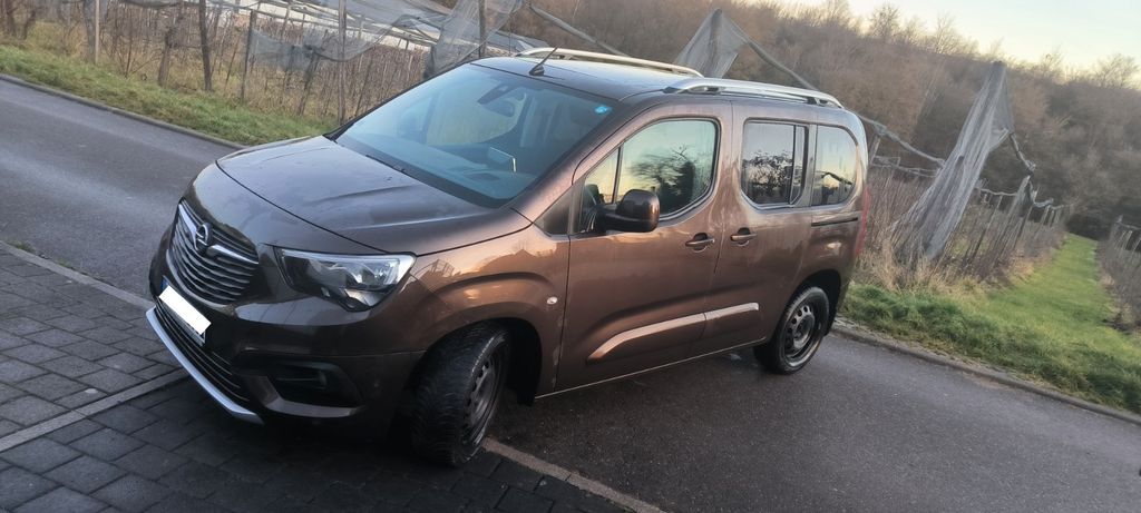 Opel Combo Life 45.000 km 20.300 &euro; Waiblingen 71332