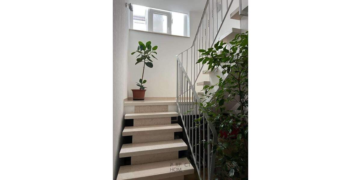 Terrassenwohnung Weinsberg - 2 Zimmer, 95 m&sup2;, 1.100&euro; | Angebot:24710586