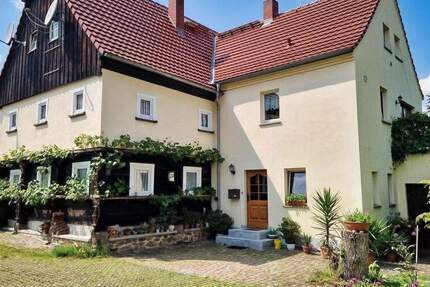 Haus Hirschfelde Hirschfelde - 7 Zimmer, 216 m&sup2;, 155.000&euro; | Angebot:25602651