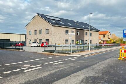 Zu vermieten ist ab sofort eine 4 Zimmer Dachgeschoss Wohnung. 4 zimmer