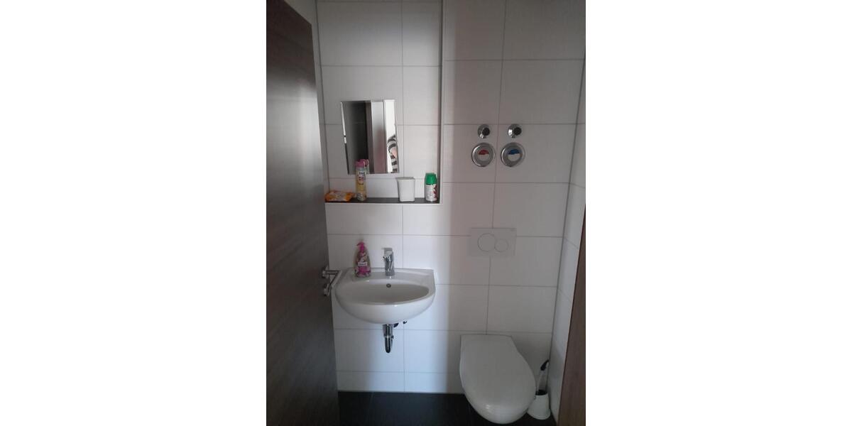 Etagenwohnung Dingolfing - 3 Zimmer, 88 m&sup2;, 960&euro; | Angebot:26208349