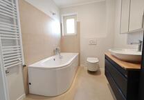Erstbezug nach Modernisierung –Stilvoll, 3-Zimmer, Bremen Westend