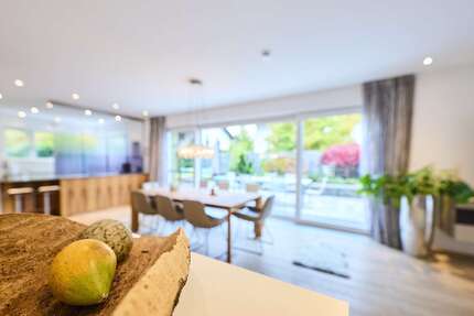 Haus zum Kaufen in Oberhaching 3.500.000 € 323.25 m² 7 zimmer