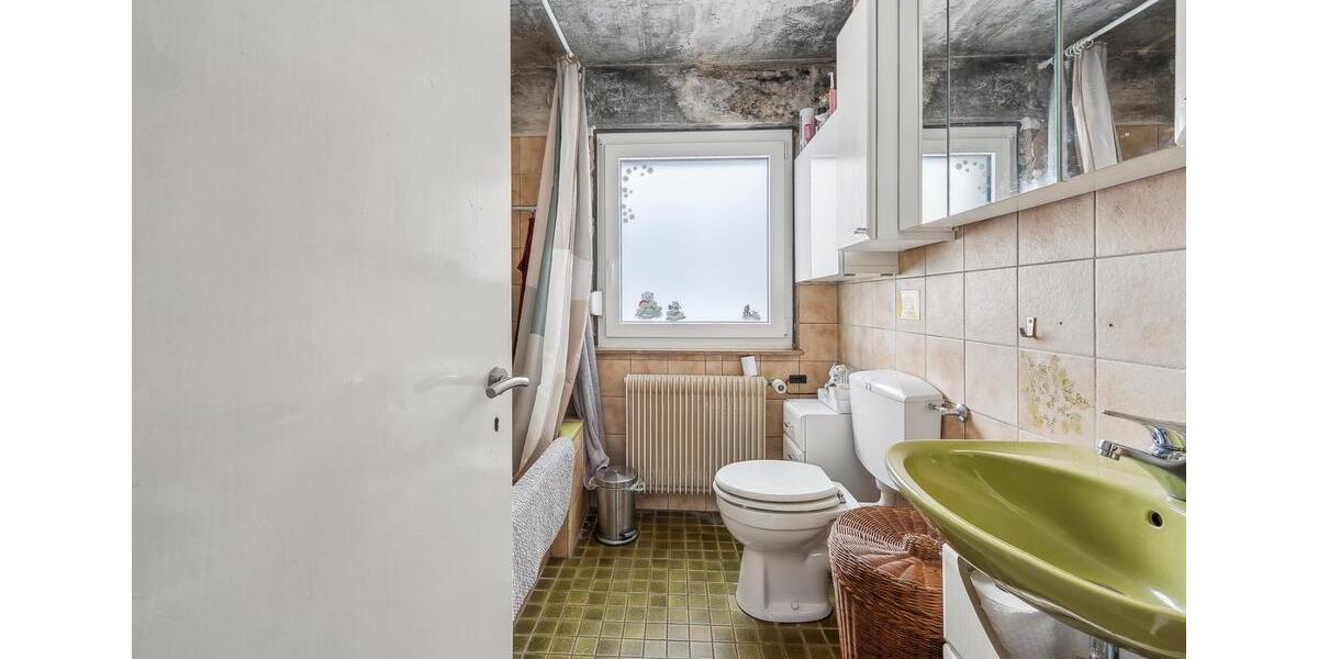 Einfamilienhaus Marktheidenfeld - 6.5 Zimmer, 160 m&sup2;, 380.000&euro; | Angebot:27093169