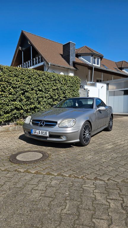 Mercedes-Benz SLK 200 144.000 km 4.899 € Isenbüttel 38550