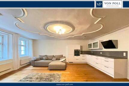 Wohnen mit Stil: Helle, großzügige Altbauwohnung im Herzen der Altstadt 2 zimmer