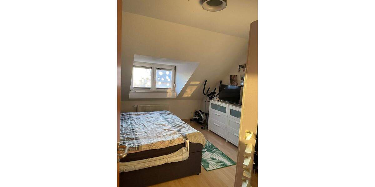 Etagenwohnung Ludwigshafen Oggersheim - 3 Zimmer, 90 m&sup2;, 1.000&euro; | Angebot:24796114