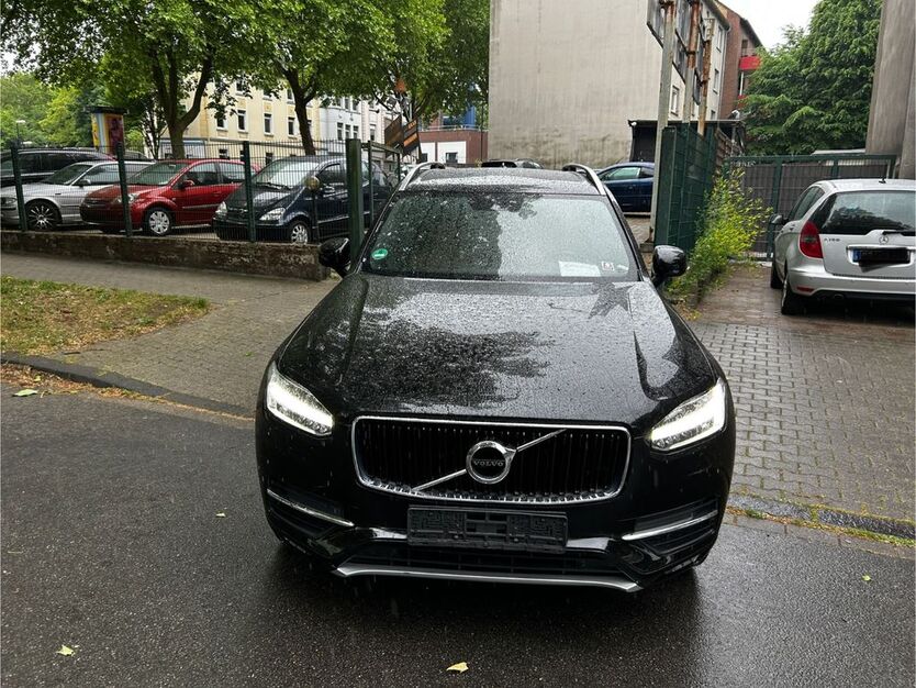Volvo XC90 312.000 km 17.900 € Gelsenkirchen 45889