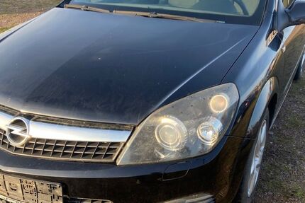 Opel Astra 90.000 km 3.200 &euro; Halle 06110