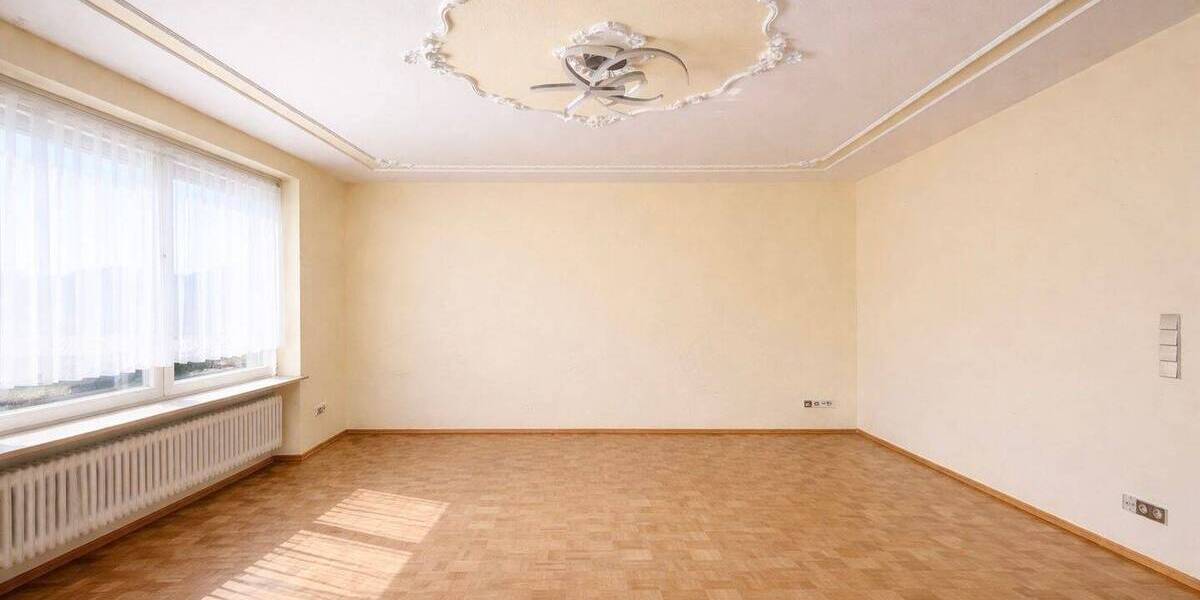 Mehrfamilienhaus, Wohnhaus Löffingen - 6 Zimmer, 645.000&euro; | Angebot:26343840