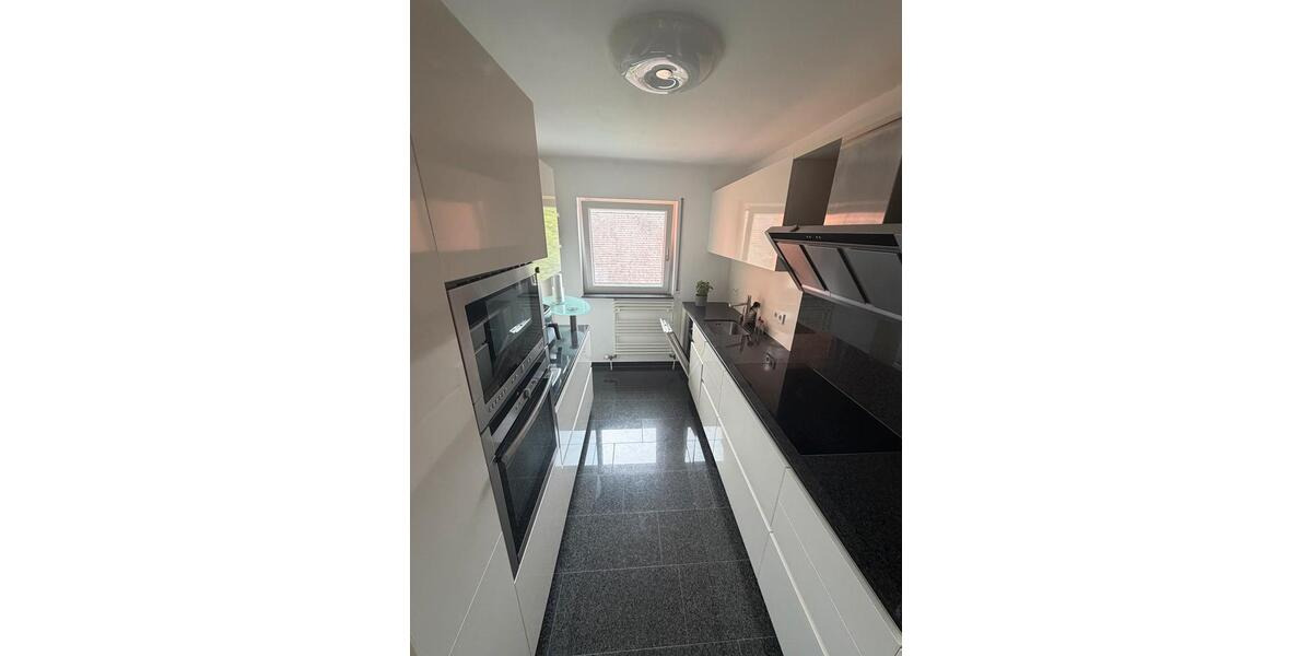 Dachgeschoßwohnung Heilbronn Kernstadt - 2.5 Zimmer, 82 m&sup2;, 1.060&euro; | Angebot:26663418