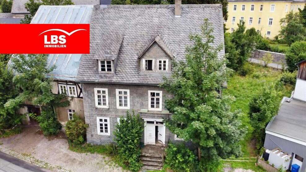 Haus zum Kaufen in Olsberg 110.000 € 300 m²