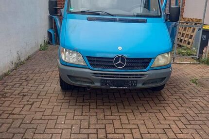 Mercedes-Benz Sprinter 300.000 km 4.500 &euro; Düren 52349