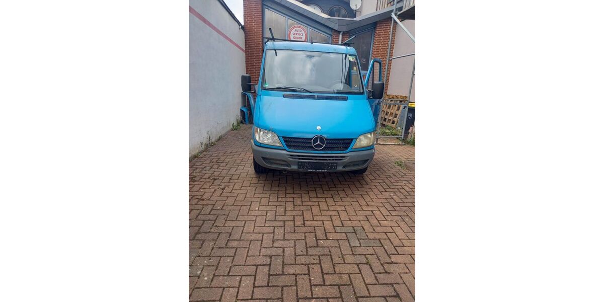 Mercedes-Benz Sprinter 300.000 km 4.500 &euro; Düren 52349