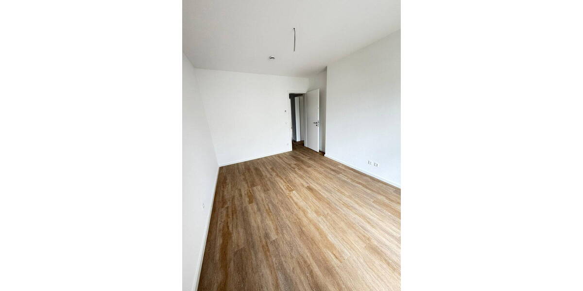 Doppelhaushälfte Dresden Weixdorf - 7 Zimmer, 152 m&sup2;, 2.950&euro; | Angebot:26703214
