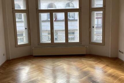 Hier lässt es sich aushalten: günstig geschnittene Wohnung - provisionsfrei
