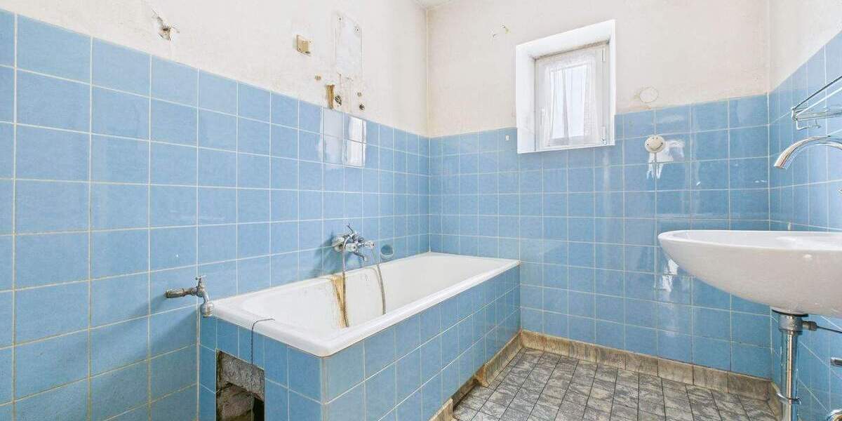 Mehrfamilienhaus, Wohnhaus Augsburg Haunstetten - 9 Zimmer, 219 m&sup2;, 895.000&euro; | Angebot:25736018