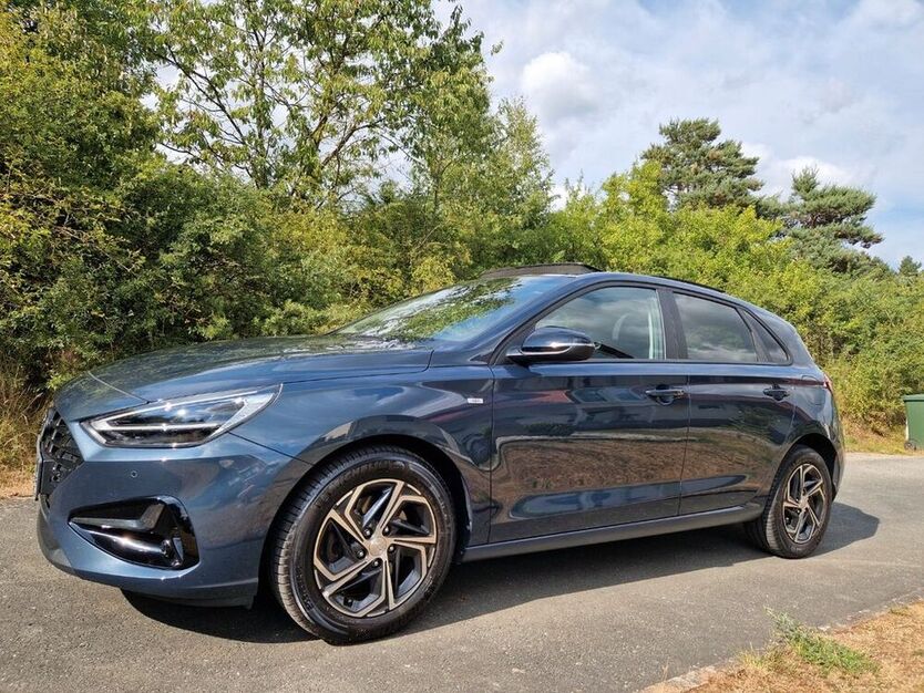 i30
