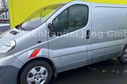 Opel Vivaro 166.315 km 9.401 &euro; Luckau 15926