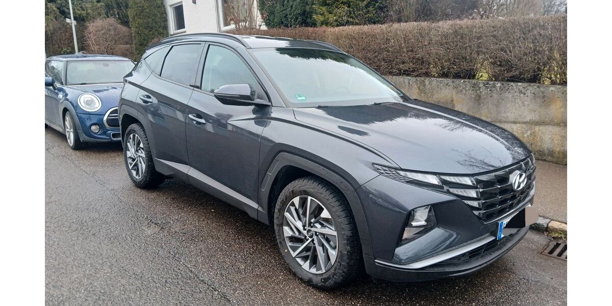 Hyundai TUCSON 9.500 km 22.900 &euro; Ulm 89075