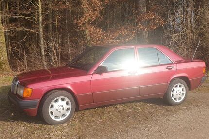 Mercedes-Benz 190 91.000 km 9.950 &euro; Salgen 87775