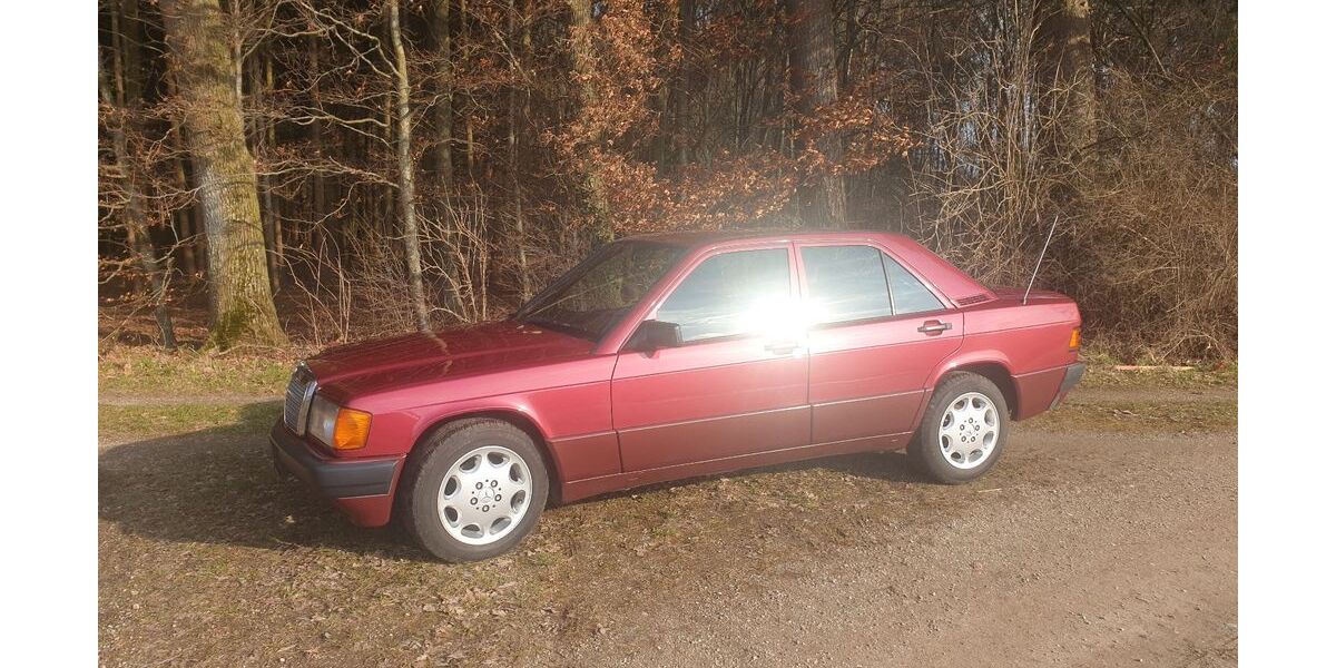 Mercedes-Benz 190 91.000 km 9.950 &euro; Salgen 87775