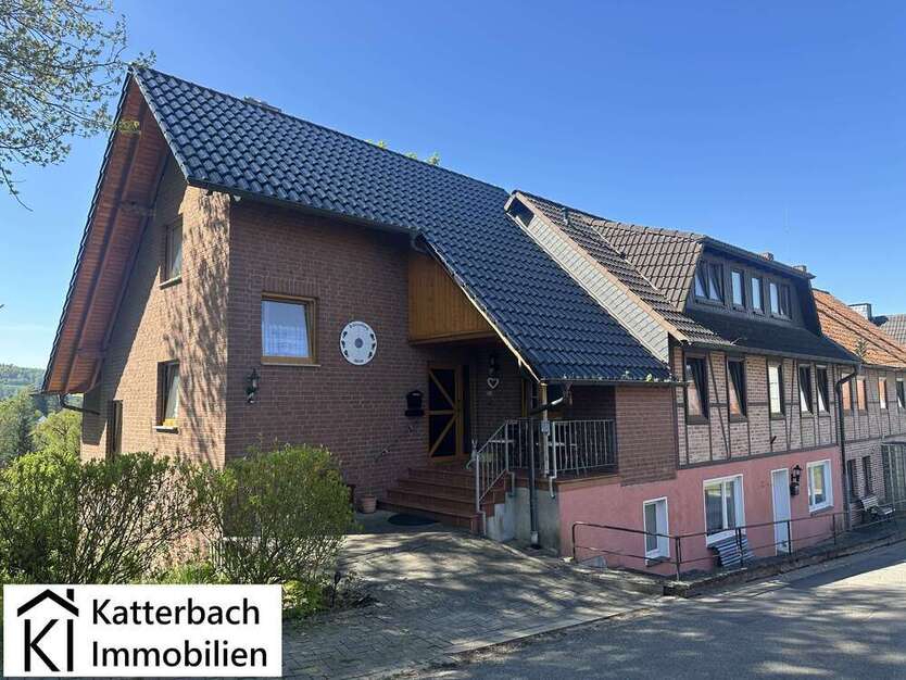 Haus zum Kaufen in Kalefeld 250.000 € 365 m²