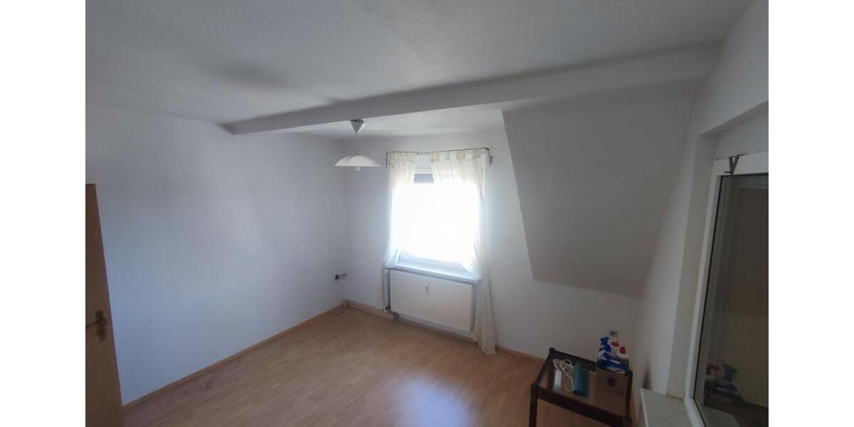Dachgeschoßwohnung Ilmenau - 2 Zimmer, 49 m&sup2;, 600&euro; | Angebot:26409187