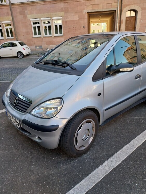 Mercedes-Benz A 170 174.000 km 1.300 € Nürnberg 90403