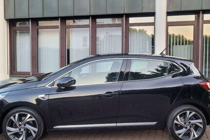 Renault Clio 112.000 km 11.900 &euro; Groß Gerau 64521